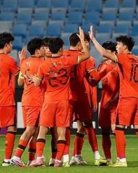 北京日报：U23国足今晚不会变阵但会有微调；泰国队实力一般