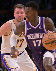 kaiyun-Shams：施罗德虽有动手意图但并未实际击中东契奇的面部或上半身